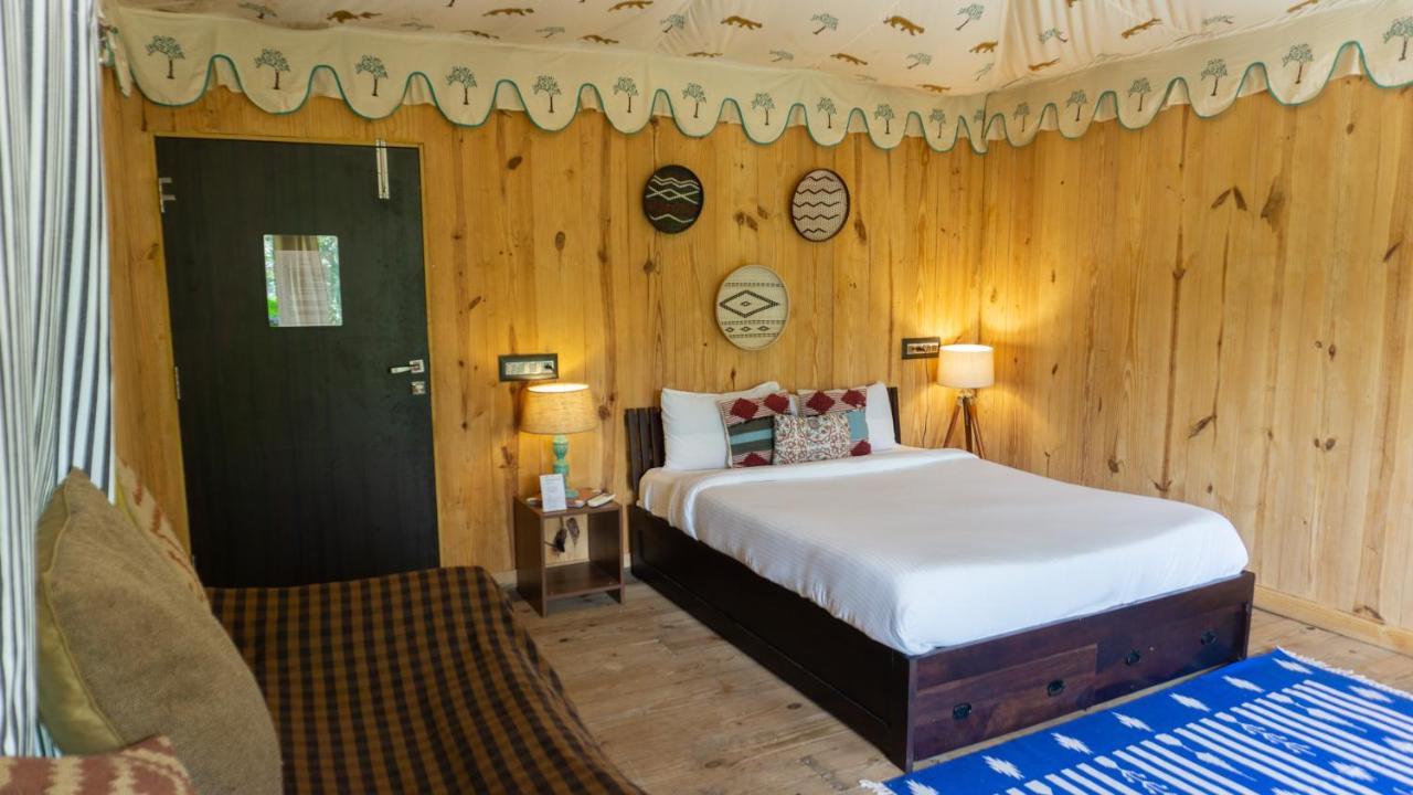 16 Bedouin Hotel Hosūr Eksteriør billede